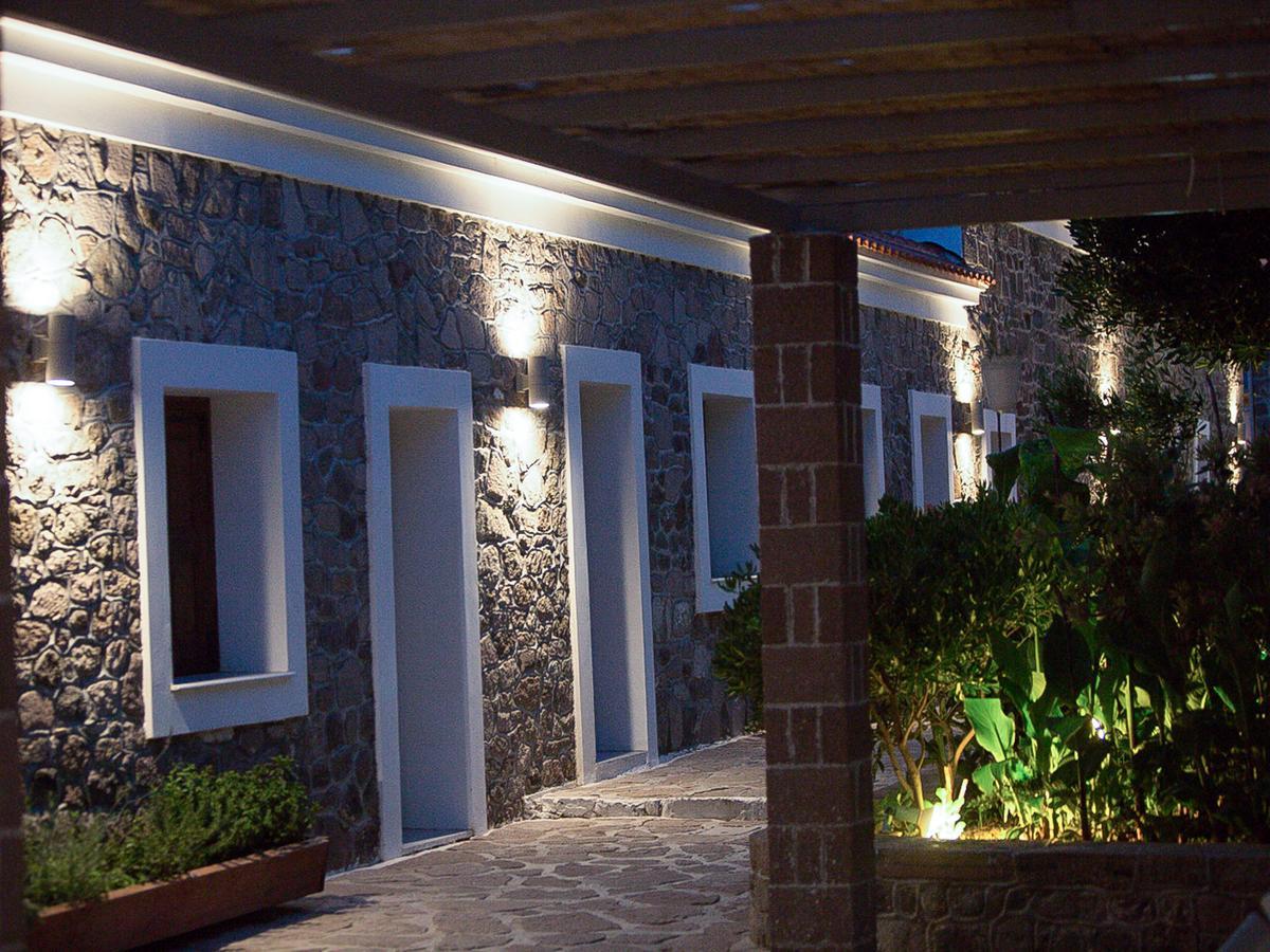 Olive Press Hotel & Apartments Mythimna Zewnętrze zdjęcie
